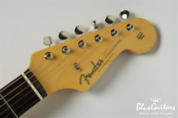 Made in Japan Traditional 60s Stratocaster - 3 Color Sunburst