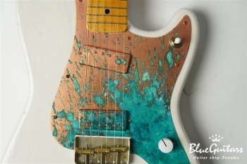 IRIS Standard #143 - White Blonde with Art Texture