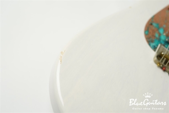 IRIS Standard #143 - White Blonde with Art Texture