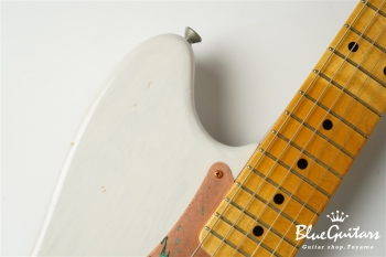 IRIS Standard #143 - White Blonde with Art Texture