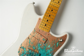 IRIS Standard #143 - White Blonde with Art Texture