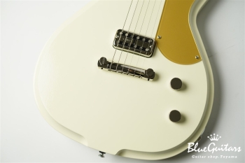 Mamba - Vintage White