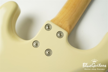 Metroline R1 Classic  - Olympic White