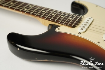 Highway One Stratocaster - 3-Color Sunburst