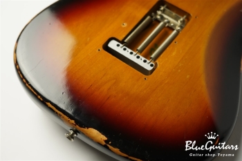 Highway One Stratocaster - 3-Color Sunburst