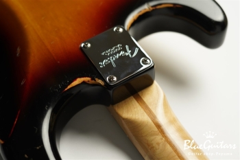 Highway One Stratocaster - 3-Color Sunburst