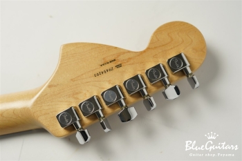 Highway One Stratocaster - 3-Color Sunburst