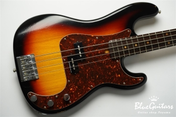 P-BASS Style - 3-Tone Sunburst