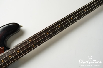 P-BASS Style - 3-Tone Sunburst