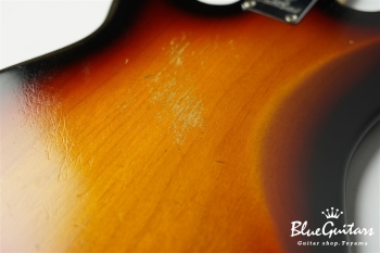 P-BASS Style - 3-Tone Sunburst