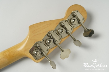 P-BASS Style - 3-Tone Sunburst