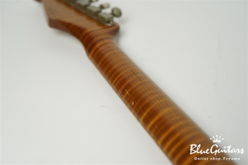 Model S. #145 Light Aged - White Blonde with Orii Blue