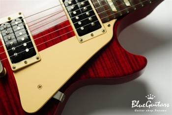 Les Paul Studio Premium Plus - Trans Red