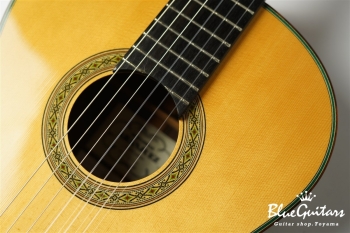 No.725 / 650mm - Spruce