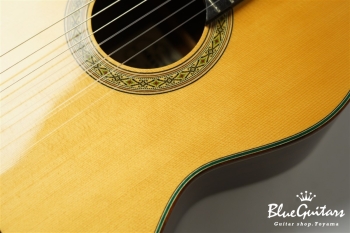 No.725 / 650mm - Spruce