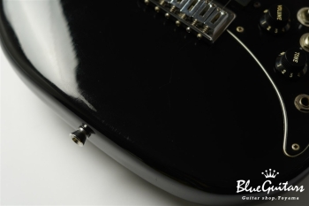 1980年製 LEAD I - Black