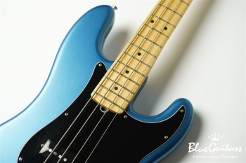 American Performer Precision Bass - Satin Lake Placid Blue