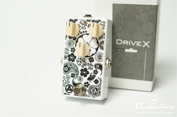 Drive X - White #DX23012810