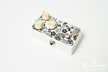 Drive X - White #DX23012810