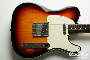 American Vintage ’62 Custom Telecaster - 3Color Sunburst