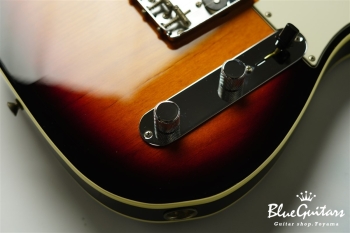 American Vintage ’62 Custom Telecaster - 3Color Sunburst
