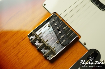 American Vintage ’62 Custom Telecaster - 3Color Sunburst