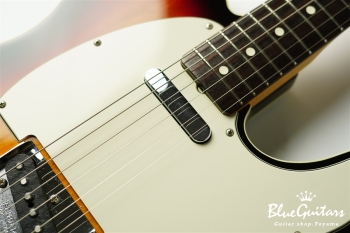 American Vintage ’62 Custom Telecaster - 3Color Sunburst