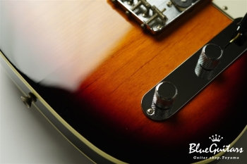 American Vintage ’62 Custom Telecaster - 3Color Sunburst