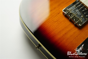 American Vintage ’62 Custom Telecaster - 3Color Sunburst