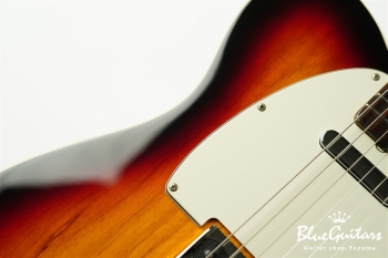 American Vintage ’62 Custom Telecaster - 3Color Sunburst