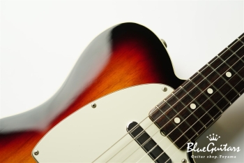 American Vintage ’62 Custom Telecaster - 3Color Sunburst