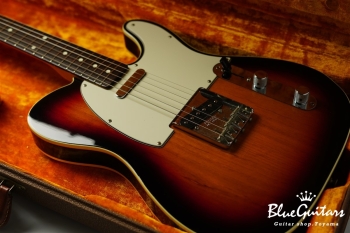 American Vintage ’62 Custom Telecaster - 3Color Sunburst