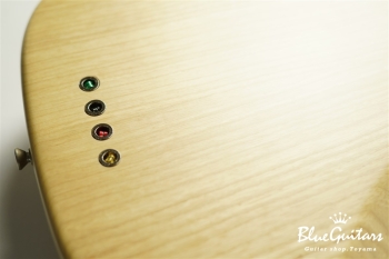 Model TB. #130 Super Light Aged - Satin Natural with Brass Vibration