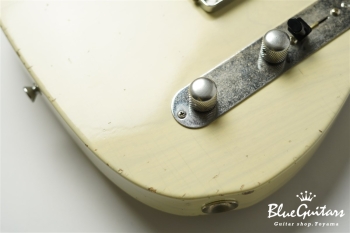 Model T. #147 Light Aged - Aged White Blonde with Green