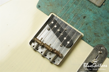 Model T. #147 Light Aged - Aged White Blonde with Green