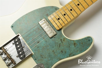 Model T. #147 Light Aged - Aged White Blonde with Green