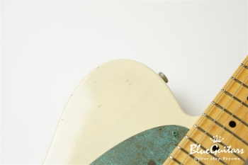 Model T. #147 Light Aged - Aged White Blonde with Green