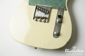 Model T. #147 Light Aged - Aged White Blonde with Green