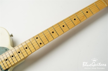 Model T. #147 Light Aged - Aged White Blonde with Green