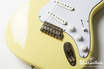 SE Silver Sky - Moon White