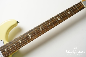 SE Silver Sky - Moon White