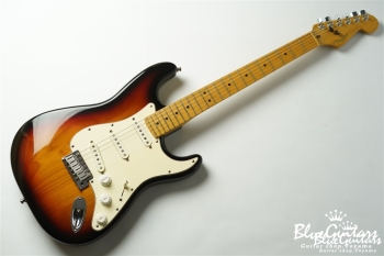American Standard Stratocaster - 3 Color Sunburst
