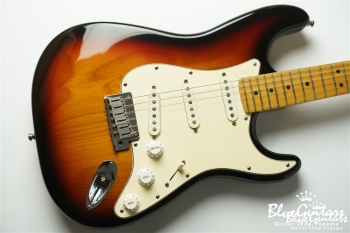 American Standard Stratocaster - 3 Color Sunburst