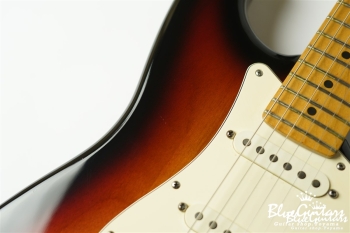 American Standard Stratocaster - 3 Color Sunburst