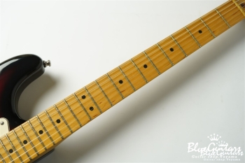 American Standard Stratocaster - 3 Color Sunburst