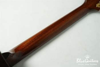 Acoustic Model OM. Cutaway Cedar/Indian Rosewood