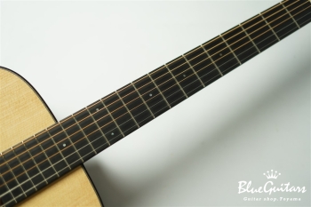 Acoustic Model OM. Sitka Spruce/African Mahogany