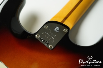 American Ultra Stratocaster - Ultraburst