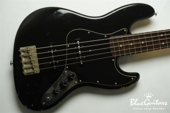 TRAD MASTER BETA J5 - Black Medium Aged