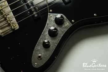 TRAD MASTER BETA J5 - Black Medium Aged